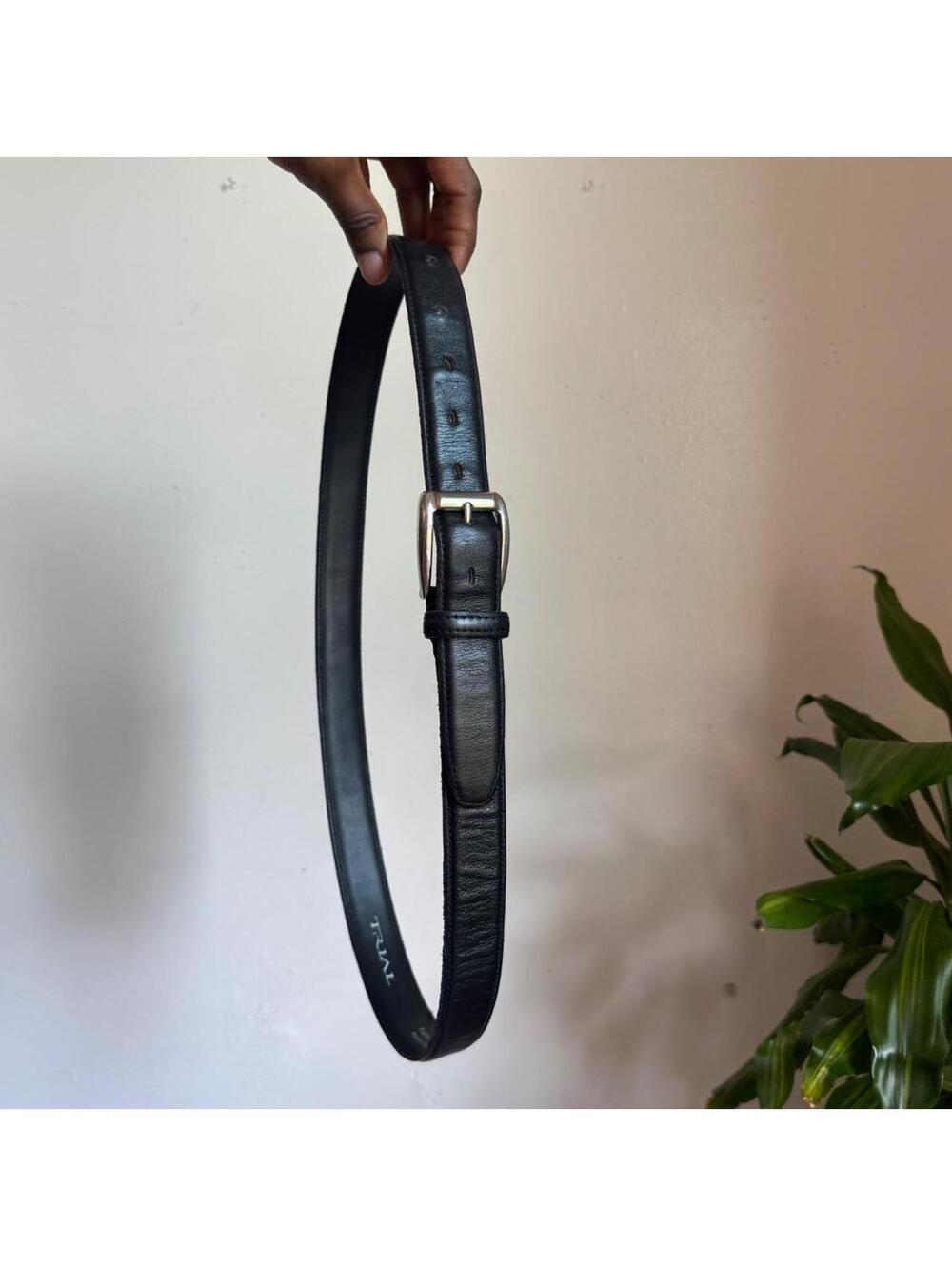 90s TRIAL Italian Leather Belt Black Silver Buckle Fatto a Mano Size 95 / 36-38